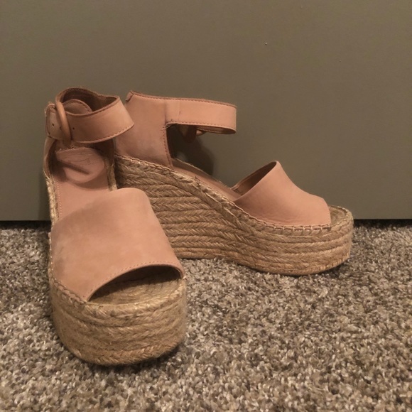 Marc Fisher Shoes - Lightly Used Marc Fisher Alida Sandals